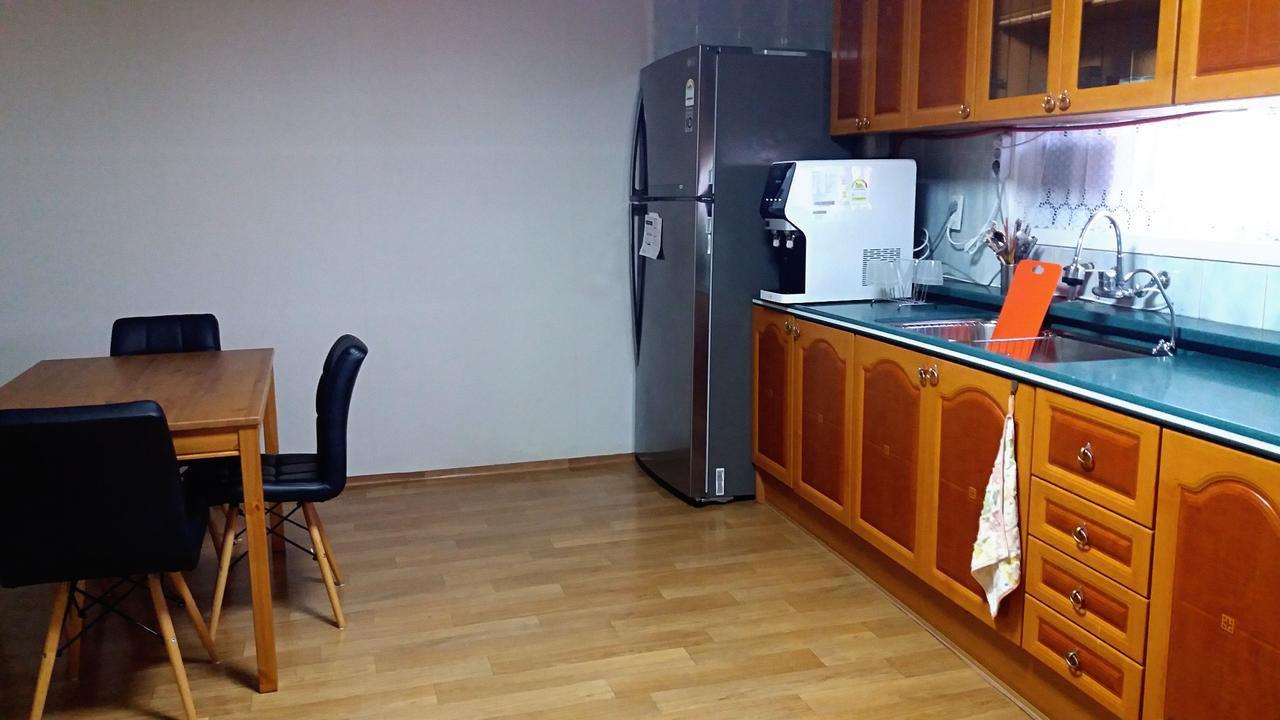 Silk Road Hostel Пусан Экстерьер фото