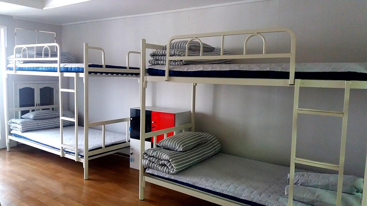 Silk Road Hostel Пусан Экстерьер фото