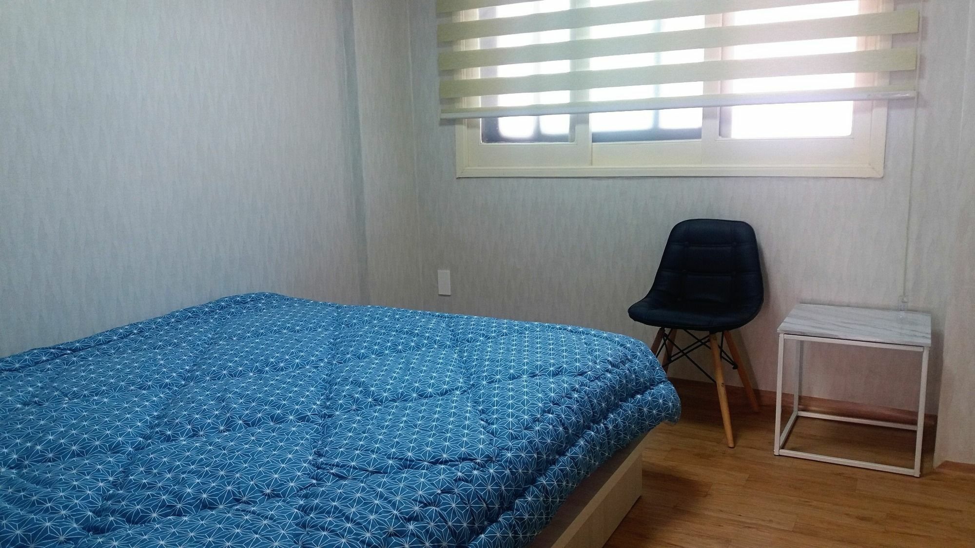 Silk Road Hostel Пусан Экстерьер фото